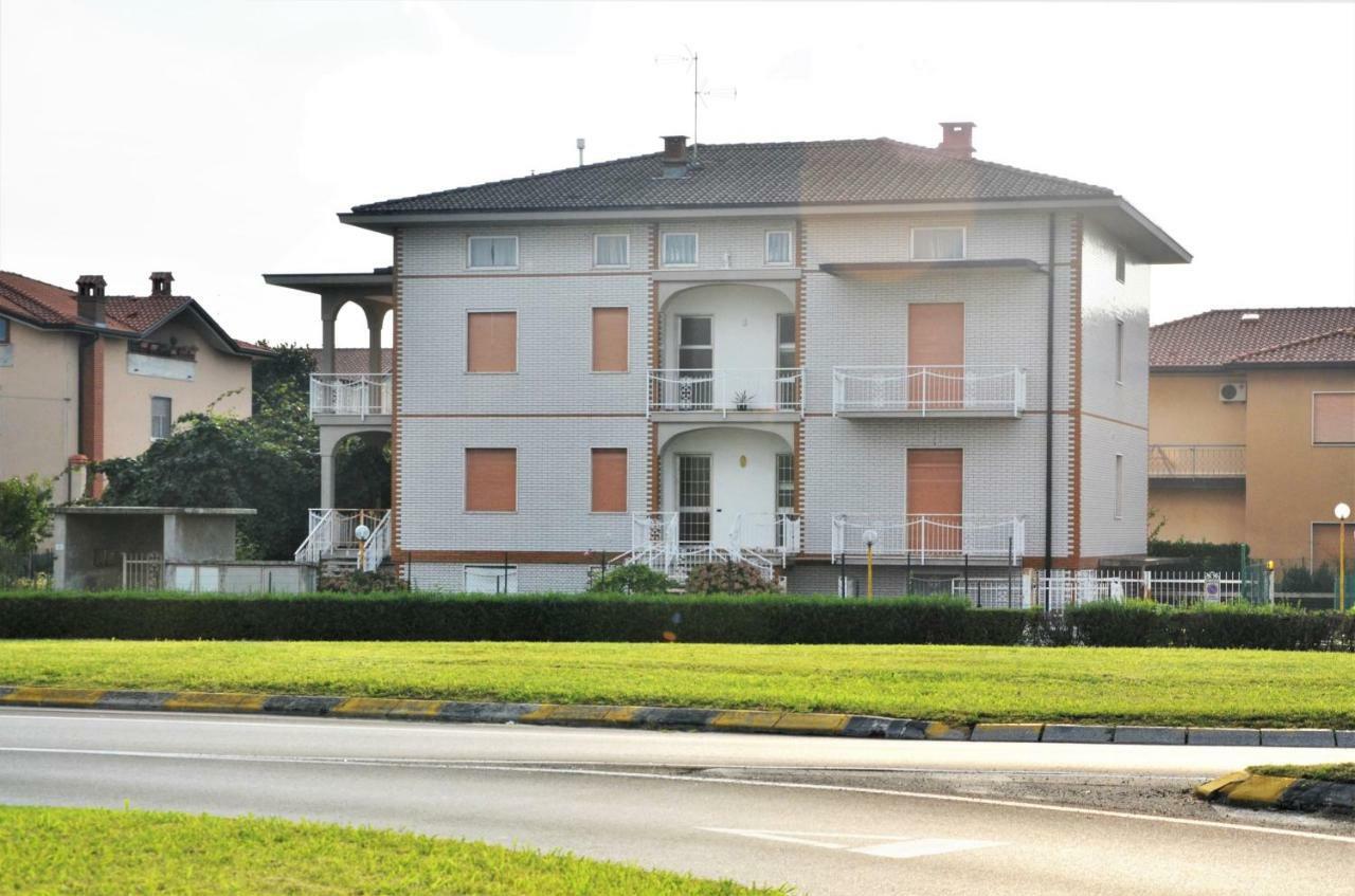 Villa Giulia Bonate Sotto ภายนอก รูปภาพ