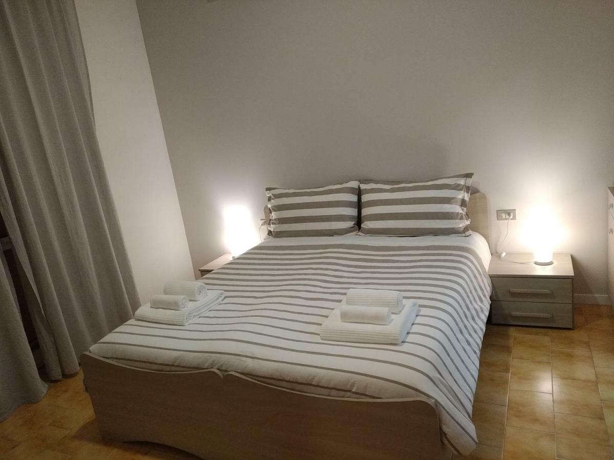 Villa Giulia Bonate Sotto ภายนอก รูปภาพ